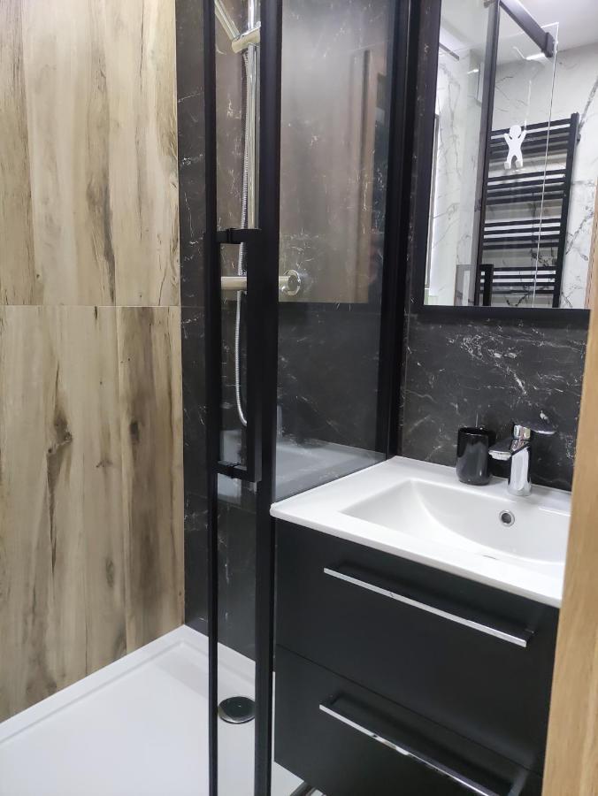 Апартаменты Apartament Harmata Jagiellonska 42 New 2023 Варшава Экстерьер фото